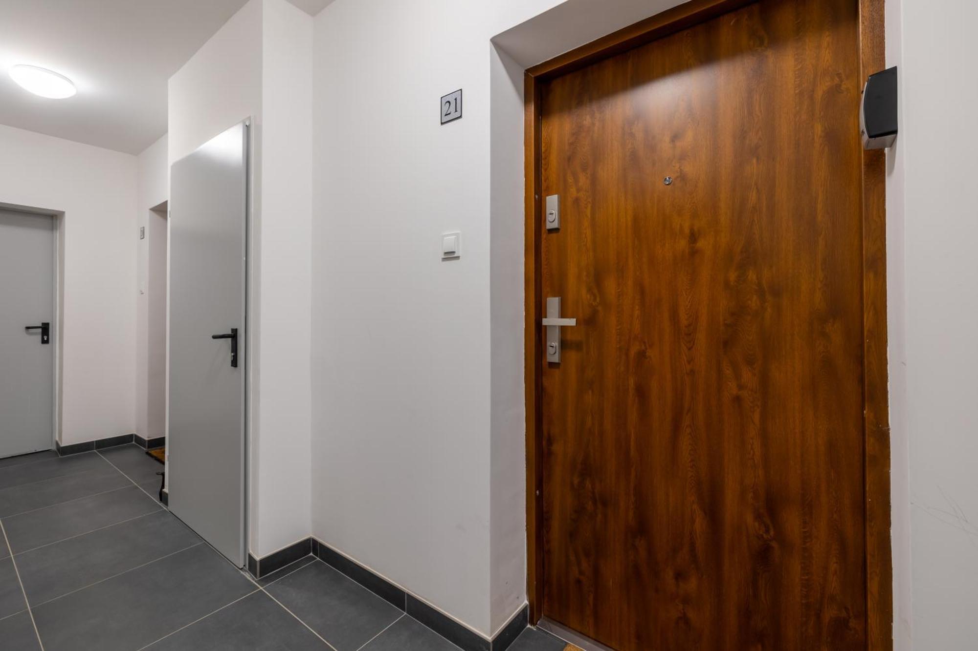Ts Gold New Town Apartment & Free Private Parking シュチェチン エクステリア 写真