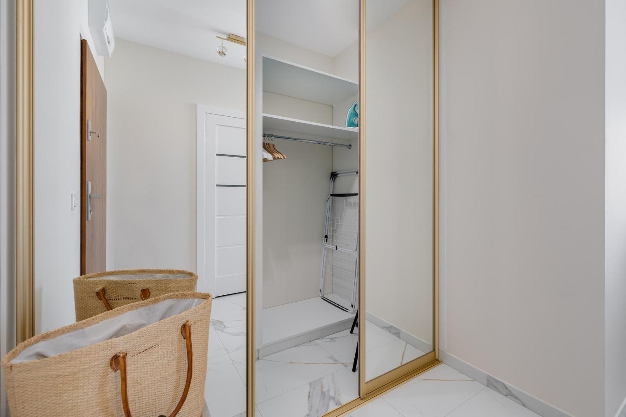 Ts Gold New Town Apartment & Free Private Parking シュチェチン エクステリア 写真